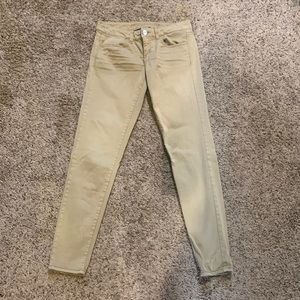 American Eagle Khaki Jeggings